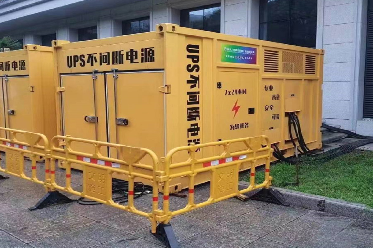 桐庐发电机租赁施工现场